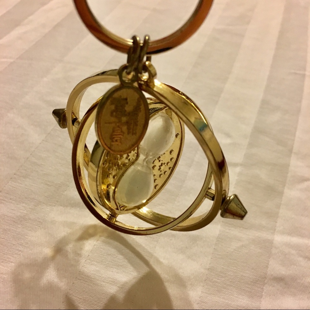 harry potter time turner keychain